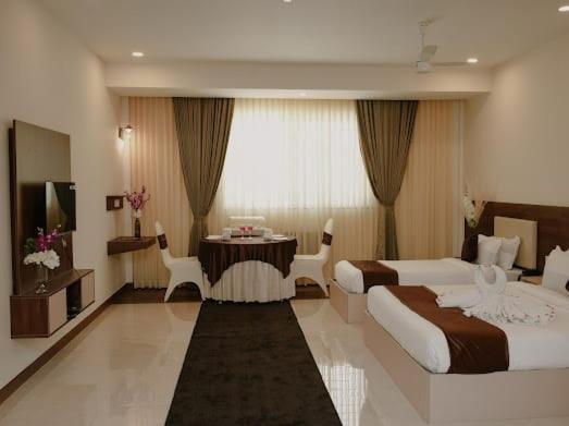 The King'S Meadows Hotel Golhalli Екстериор снимка